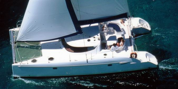 Catamarano Lavezzi 40